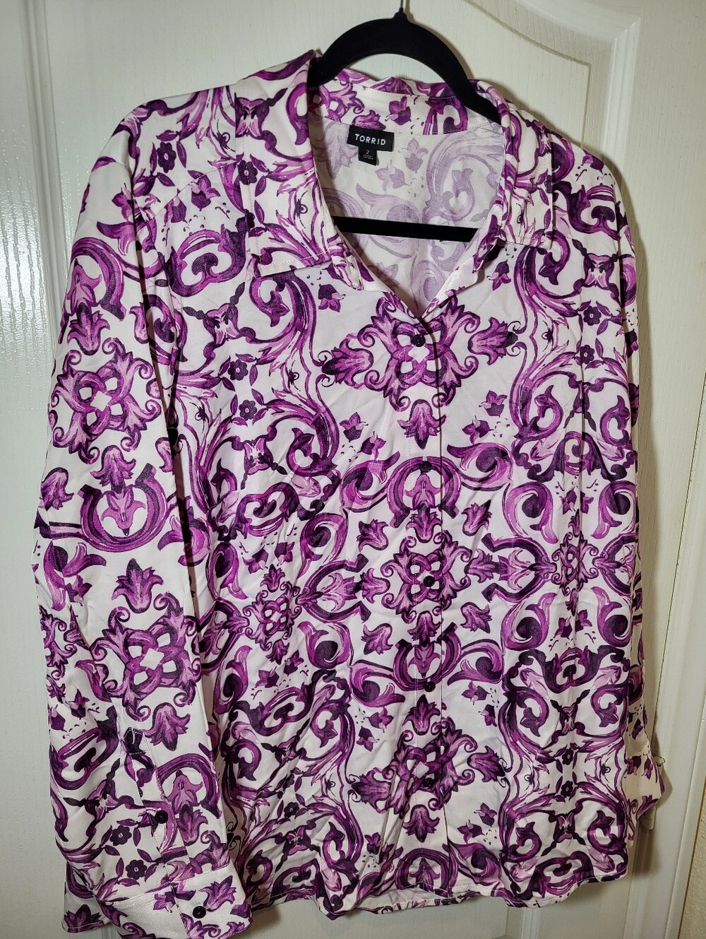 torrid 2x Purple Scroll Print Button-Front Shirt Blouse nwot